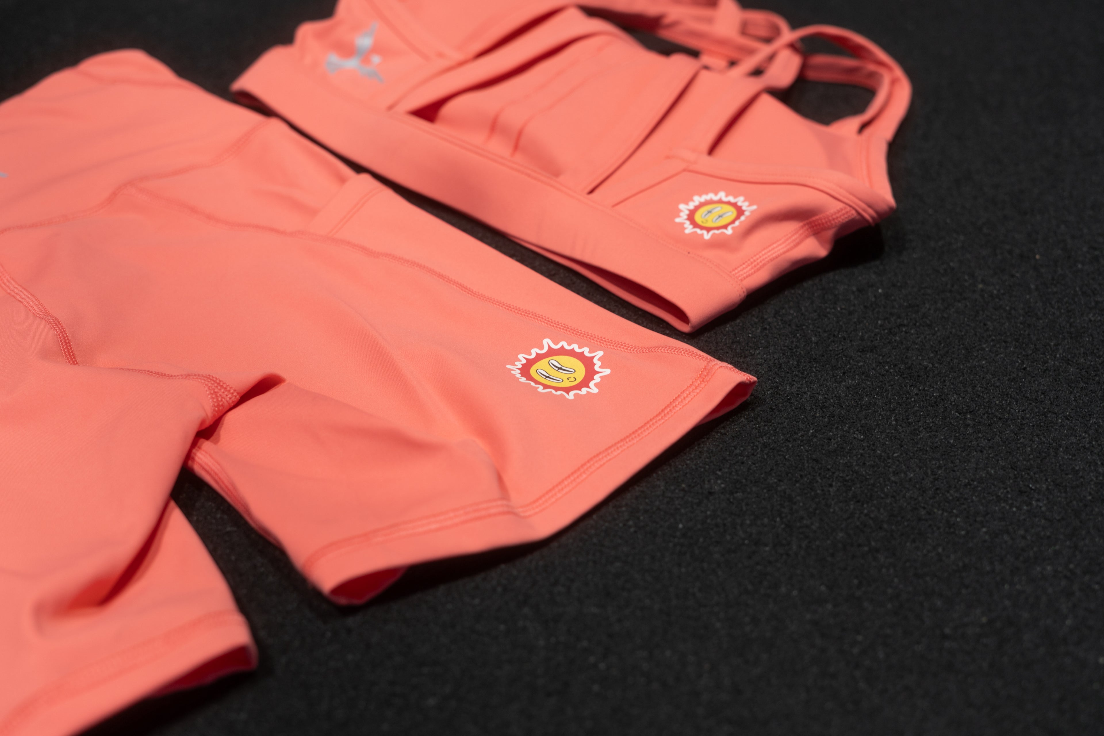 Alto Performa Shorts (Mujer)