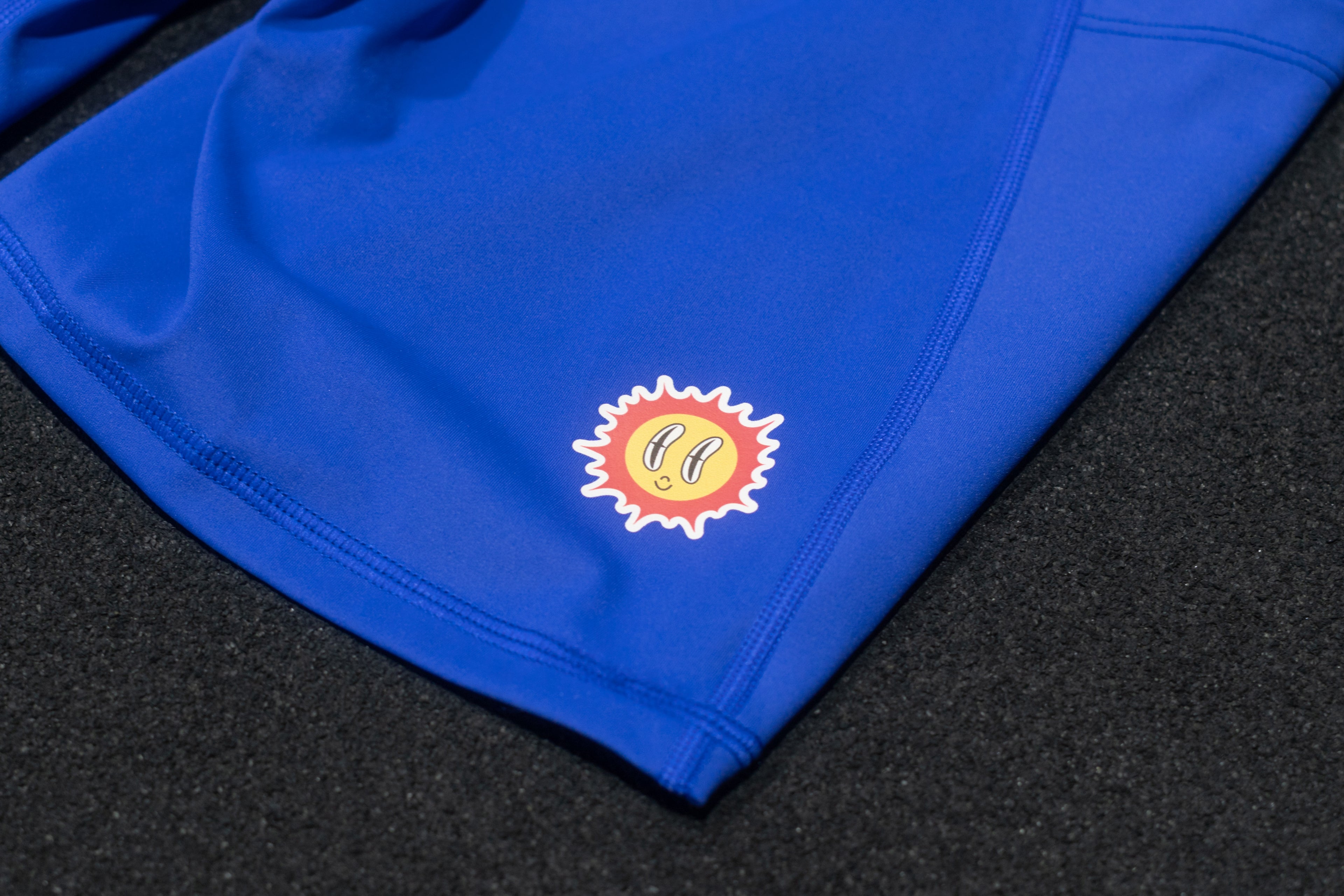 Alto Performa Shorts (Mujer)