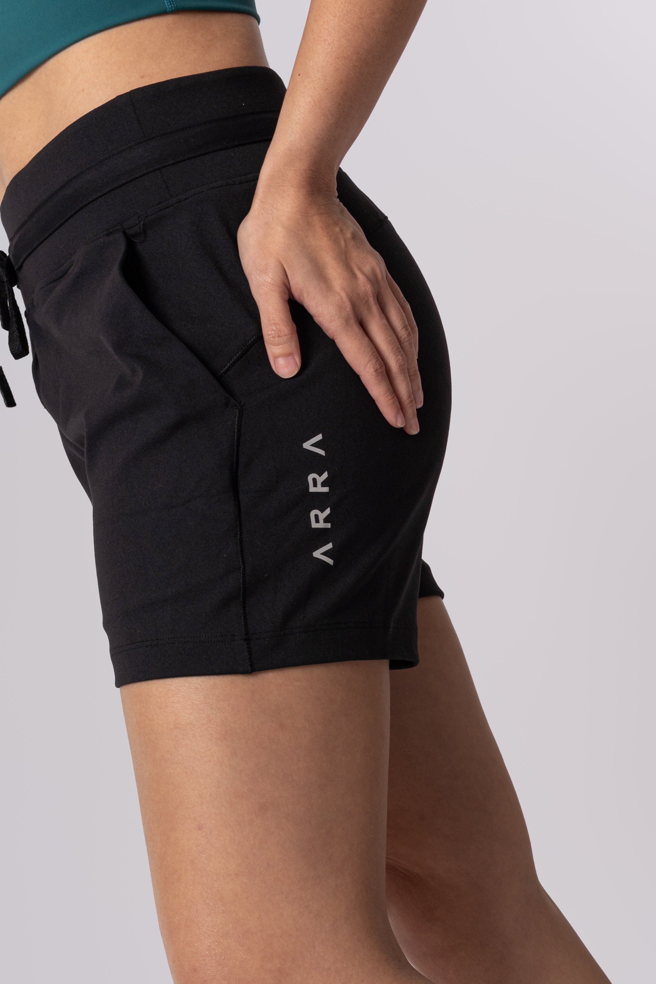Cortos "Stringed" Running Shorts