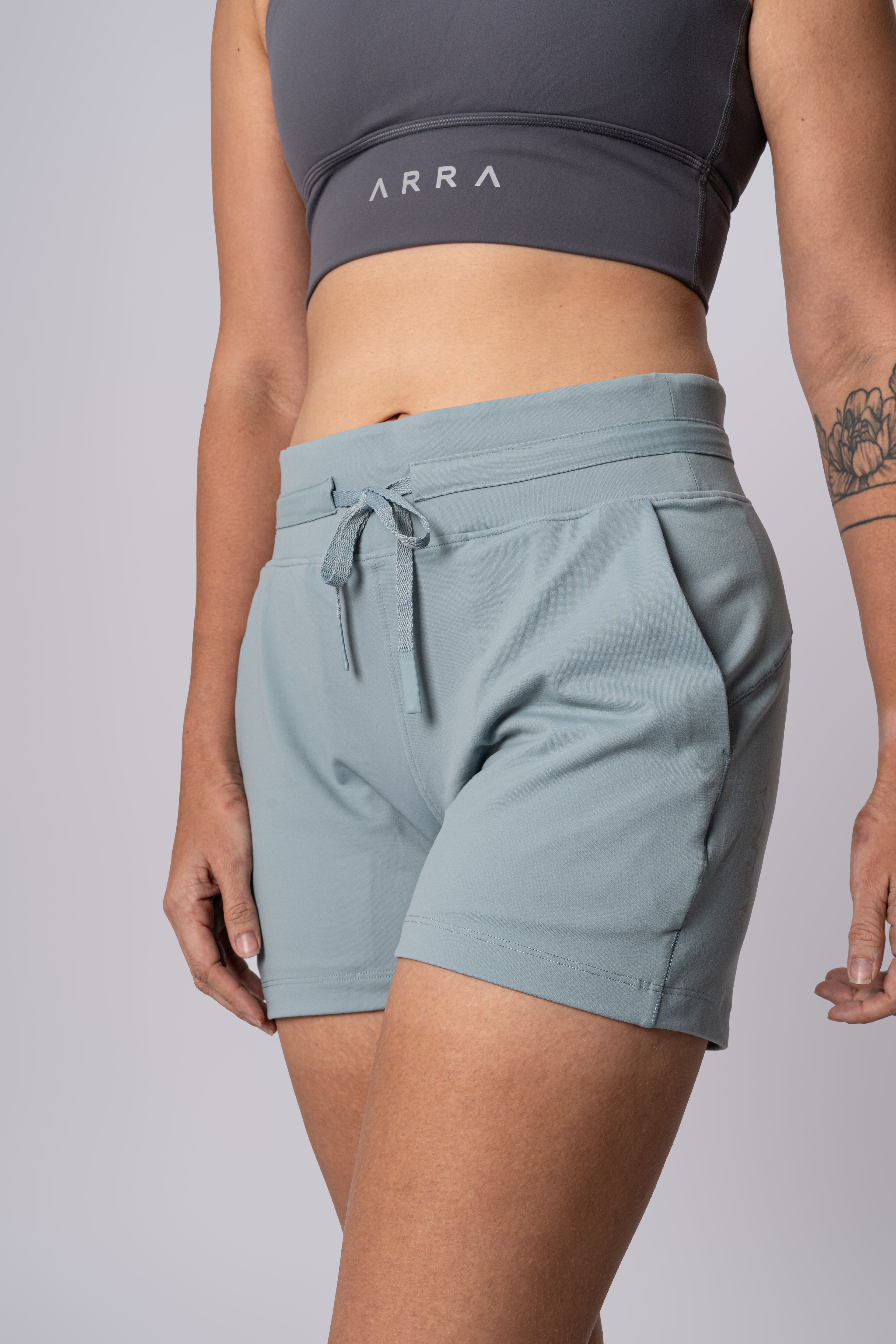 Cortos "Stringed" Running Shorts