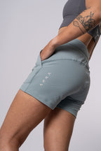 Cortos "Stringed" Running Shorts